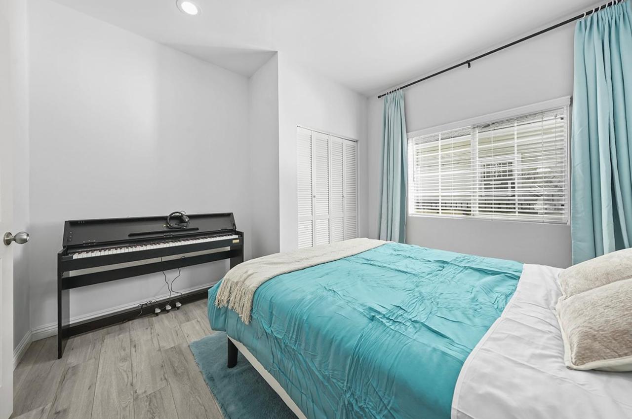 Great Location Oasis W Huge Backyard Near Dtla ,usc ,ktown Ferienhaus