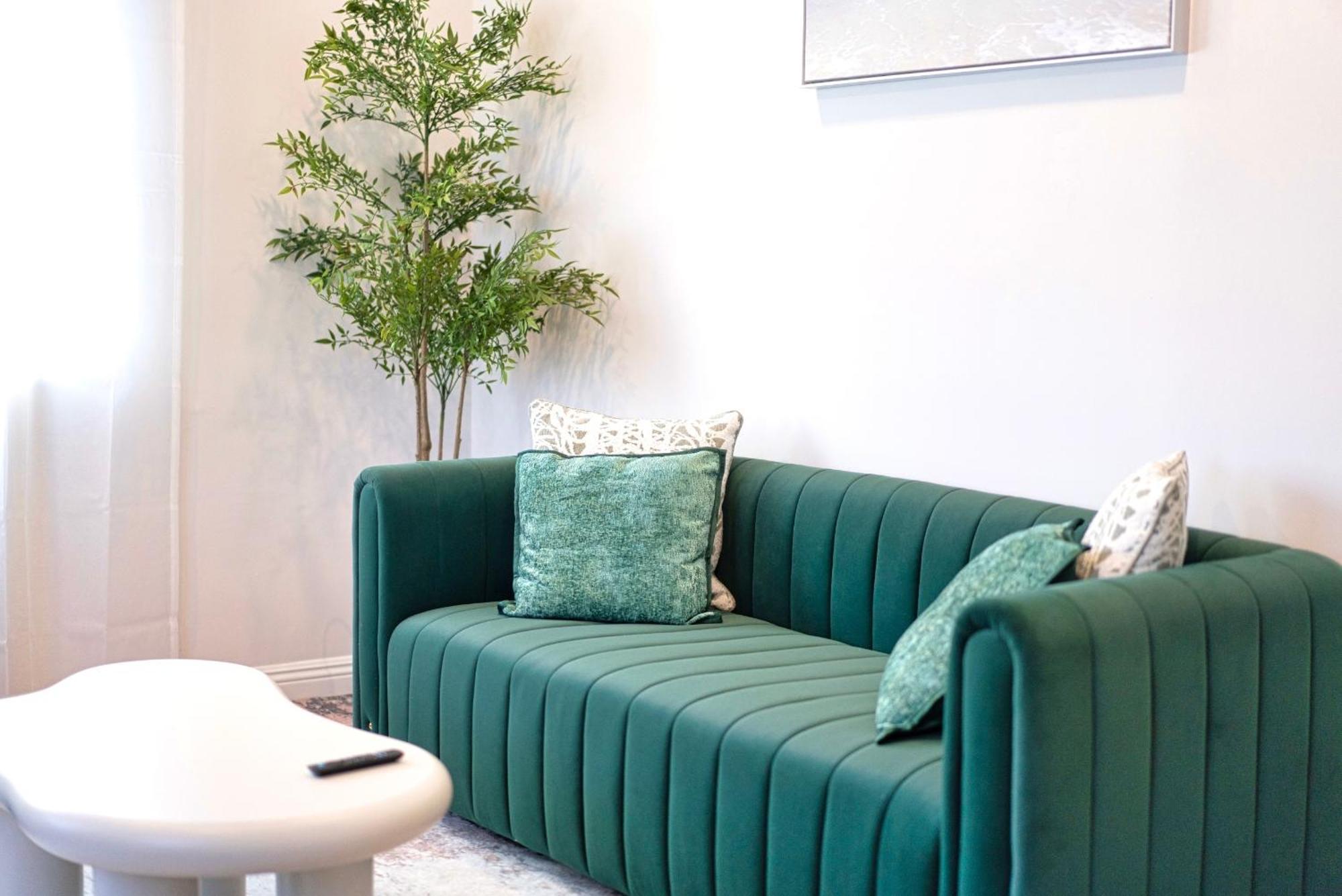 Ferienhaus Great Location Oasis W Huge Backyard Near Dtla ,usc ,ktown *